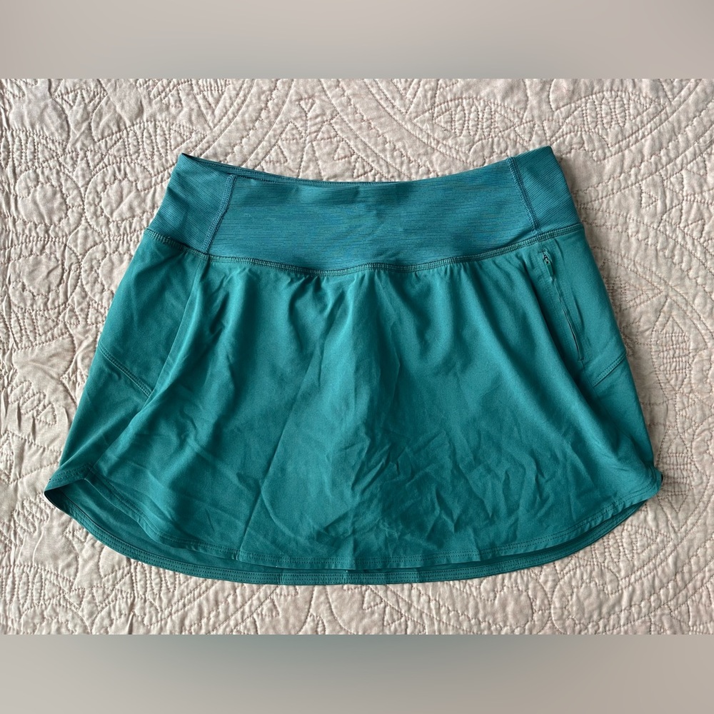 Outdoor Voices - Hudson 4” Skort (green)